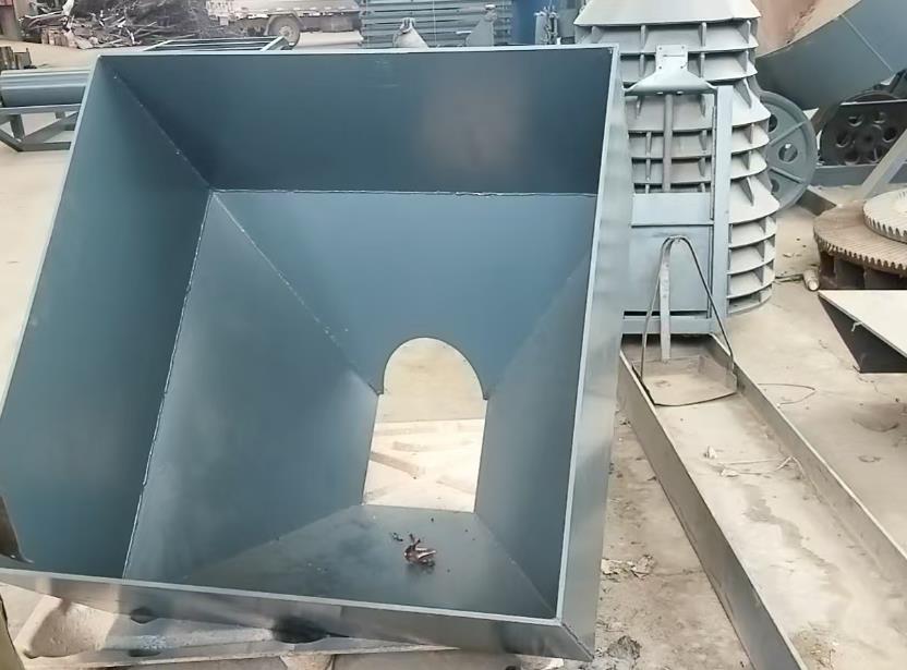 金永窯爐石灰窯設(shè)備加工進展順利